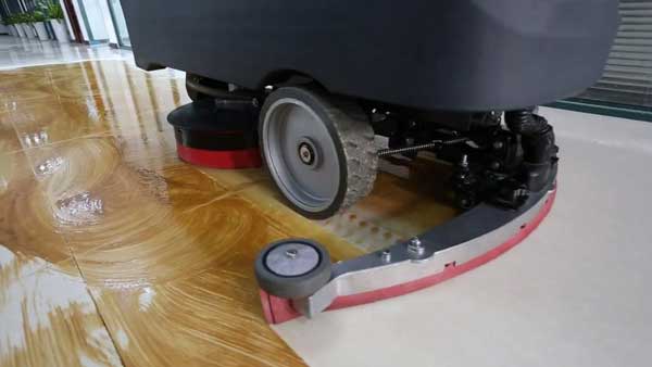 洗地機，哪個品牌好呢